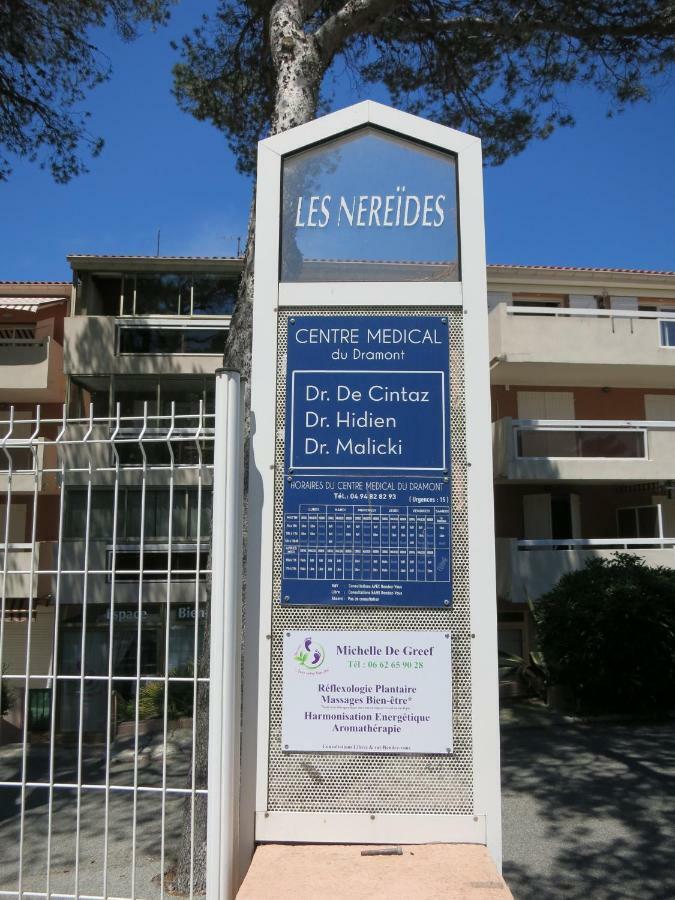 Joli Studio A Front De Mer Saint-Raphaël المظهر الخارجي الصورة