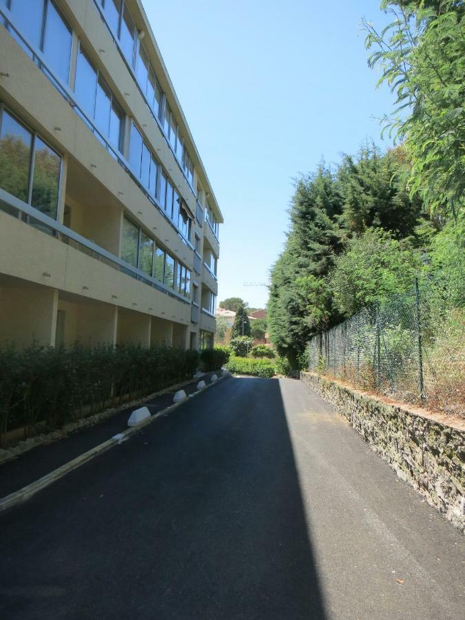 Joli Studio A Front De Mer Saint-Raphaël المظهر الخارجي الصورة